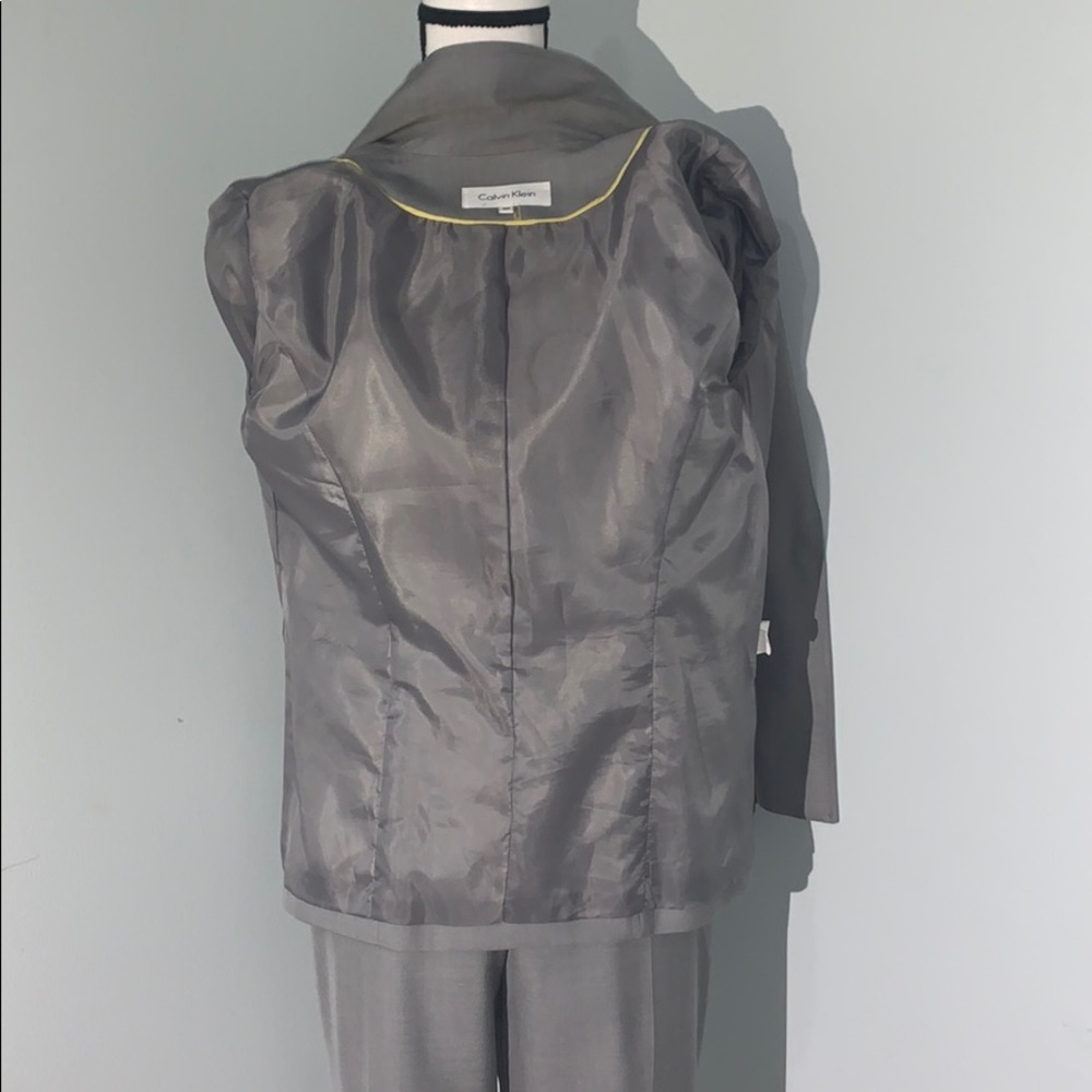 CALVIN KLEIN GRAY 2PC JACKET AND PANTS SUIT SET - Picture 10 of 12